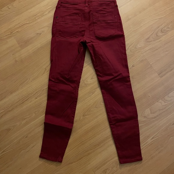 Womens Garnet Skinny Jeans. Size 6 - Picture 2 of 4